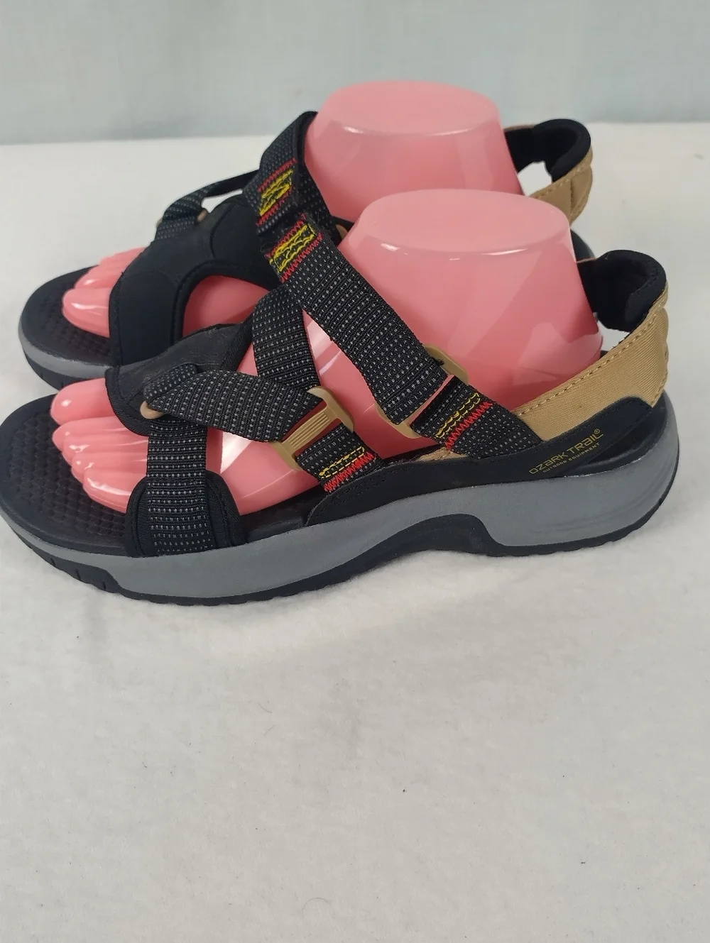 Ozark Trail Men's Size 8 Outdoors Adjustable Sandals